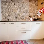Appartement Diffuso - Cjasa Ustin-4 By Interhome *